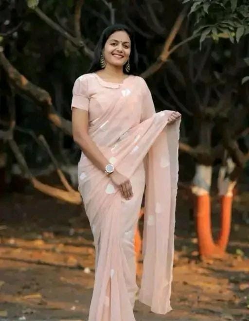 Allure Fashion Women's party wear Saree