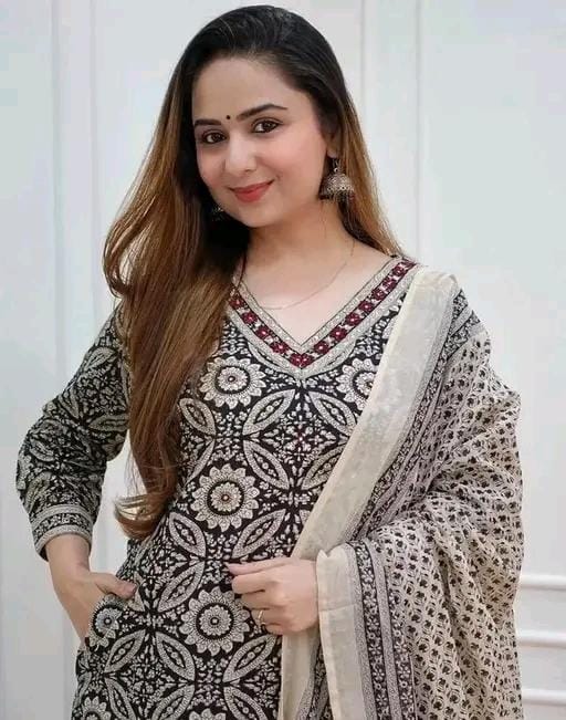 Allure Fashion Women's kurta Dupatta sets