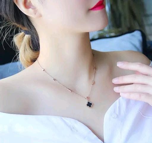 Allure fashion Women stylish jewellery Necklaces set