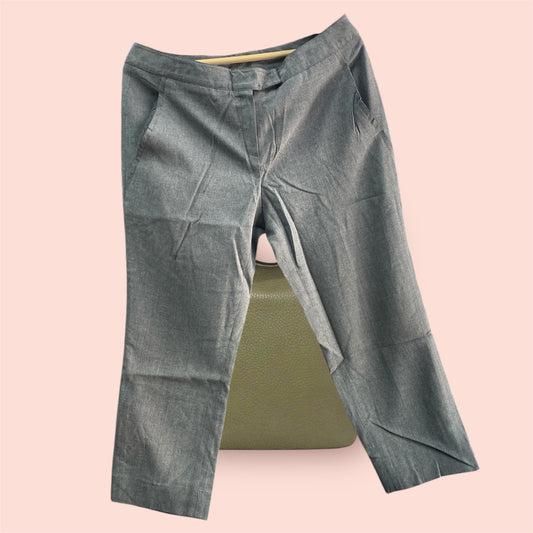 Women Straight Fit Polyester Blend Solid Trousers